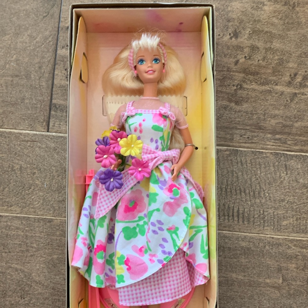 Avon spring petals Barbie